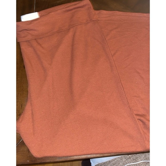 Women's Mid-Rise Ribbed Foldover Flare Leggings - Wild Fable 4X - Picture 2 of 6